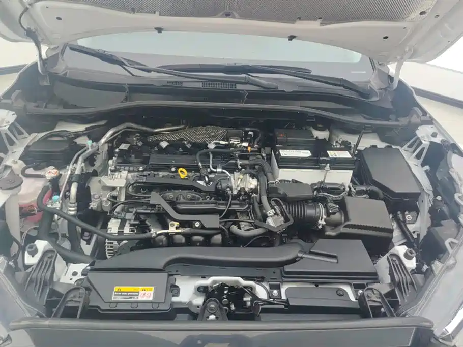 Toyota Corolla Cross 2024 Model 2.0L Pioneer Edition фото 10