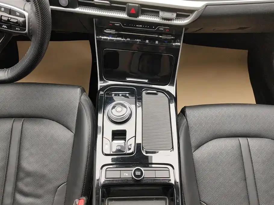 Kia K5 2021 270T CVVD Renewal Edition фото 16