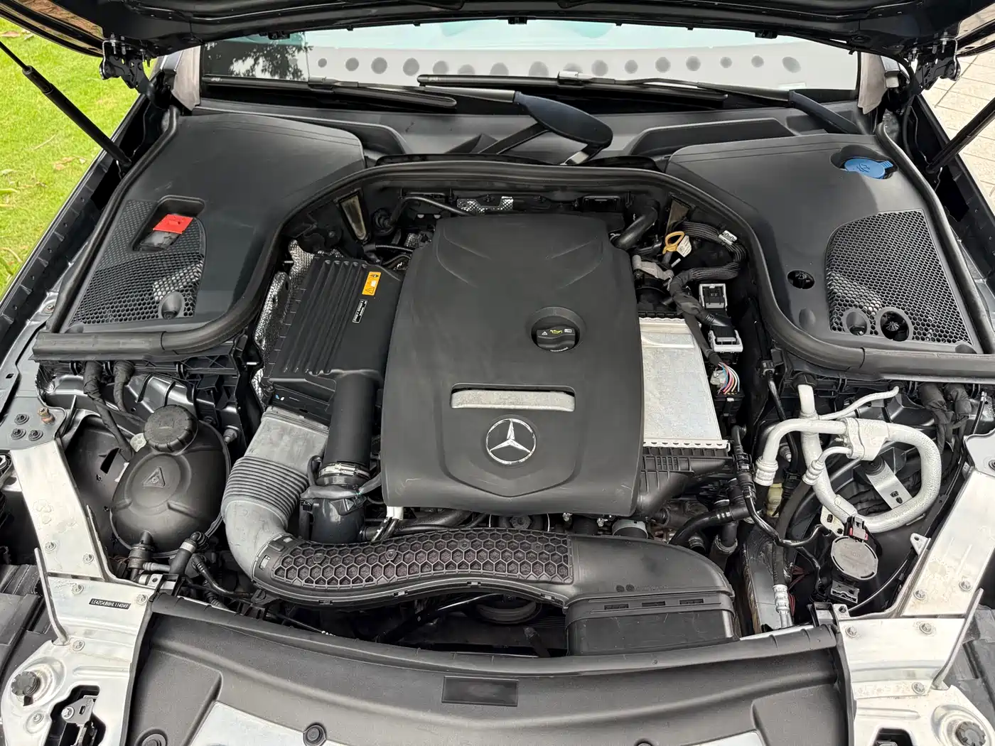 Mercedes-Benz E-Class 2017 E 300 L Sport Luxury фото 41