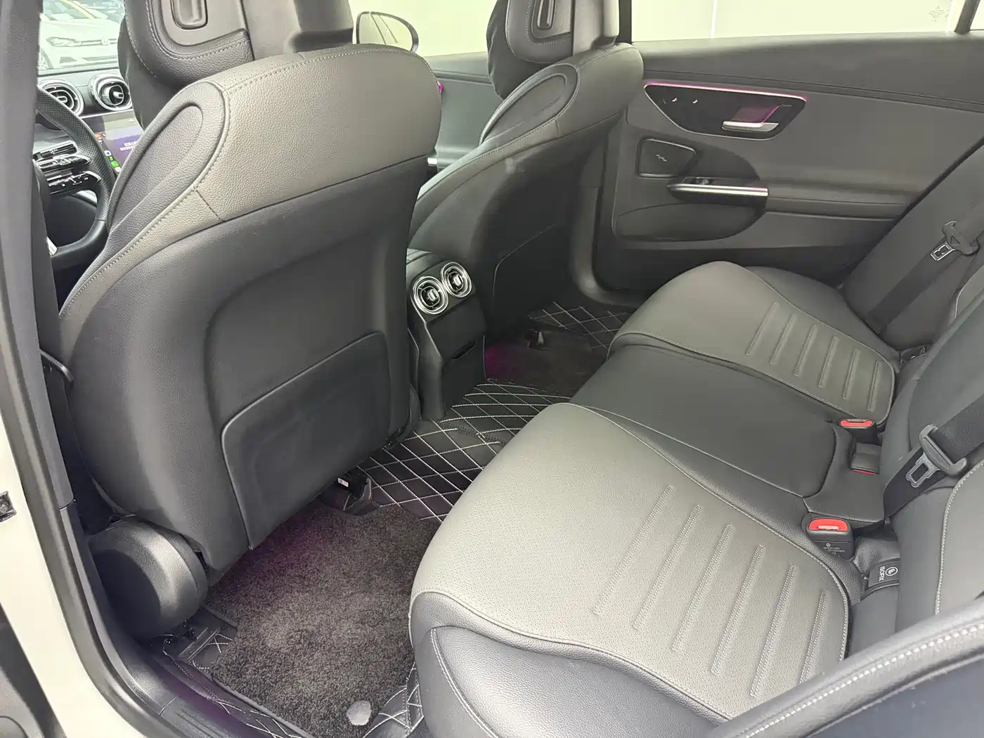 Mercedes-Benz C-Class 2023 C 260 L Sport фото 9