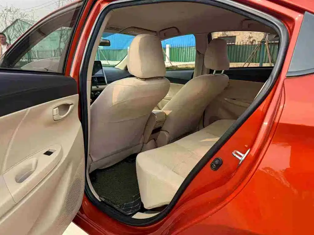 Toyota Vios 2014 1.3L Automatic Stylish Edition фото 6