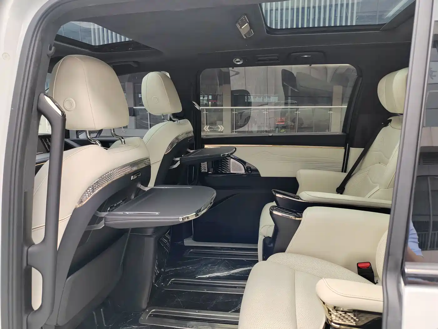 GAC Trumpchi Trumpchi M8 2023 Model Master Series 400T Flagship Edition фото 9