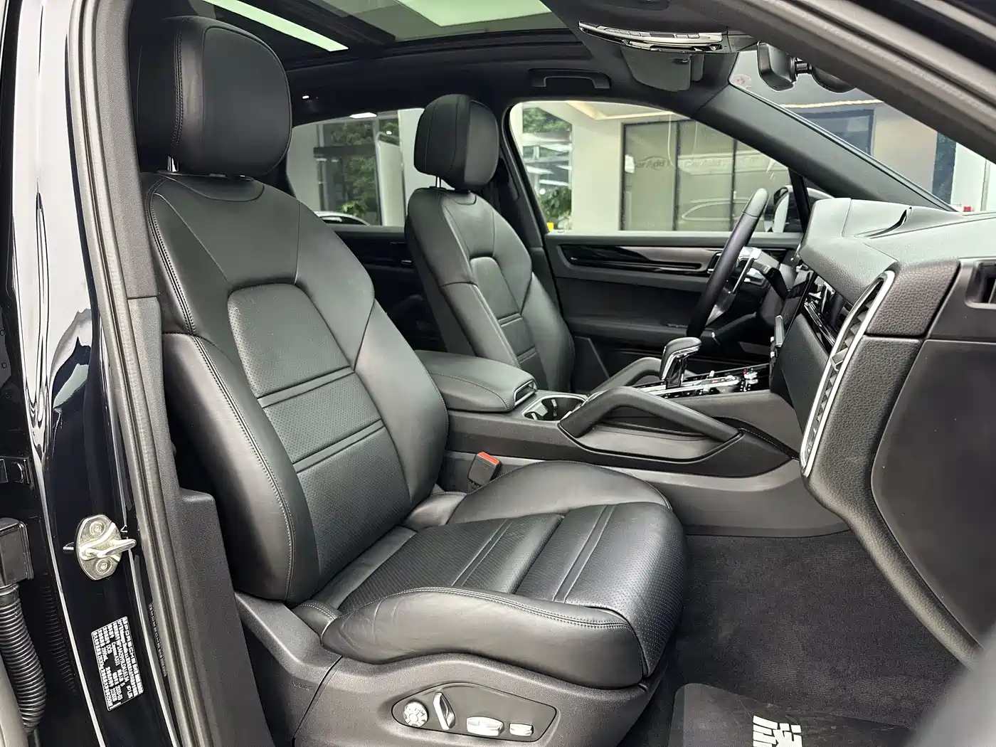 Porsche Cayenne 2019 Cayenne 3.0T фото 12
