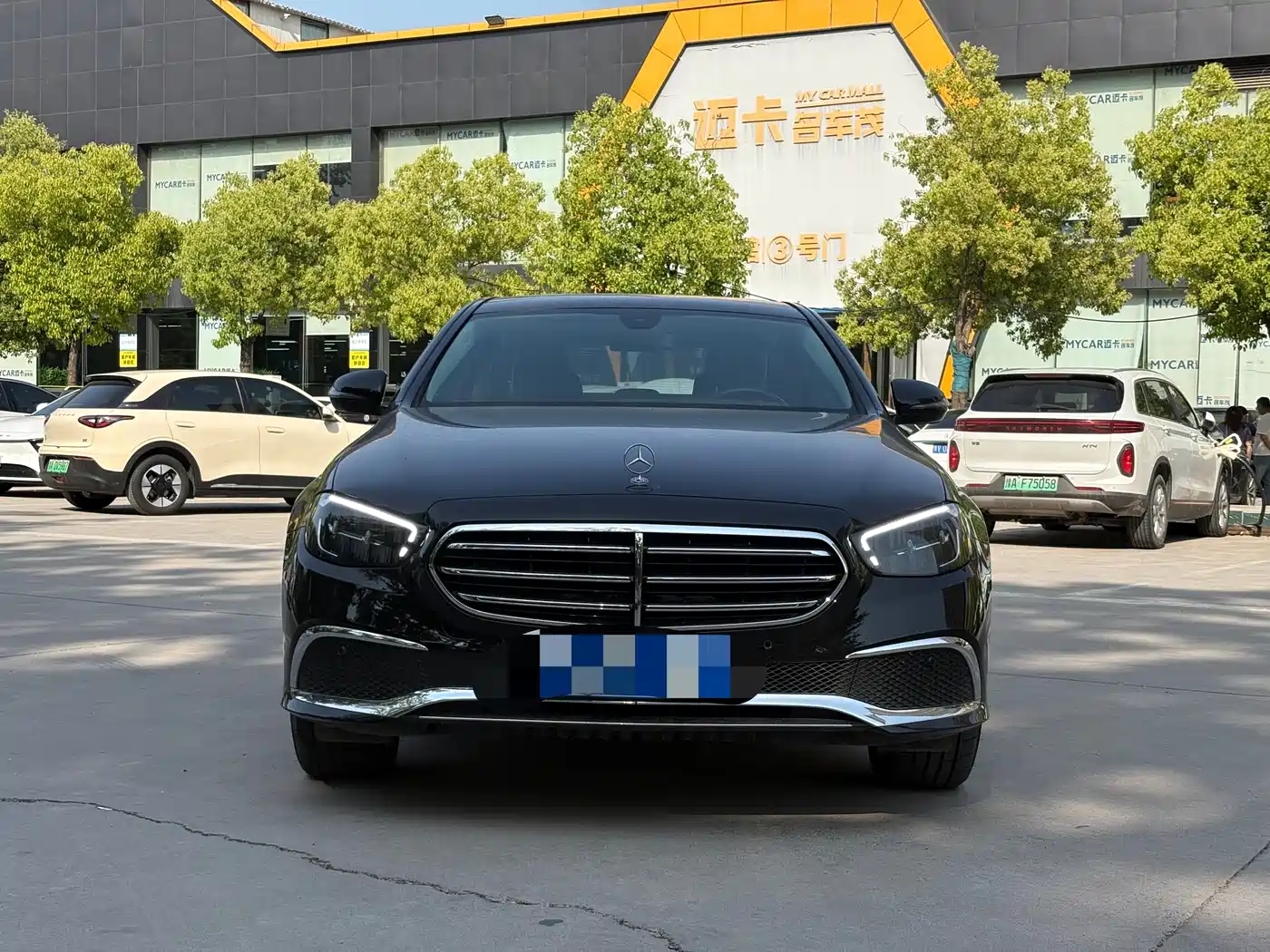 MERCEDES-BENZ E-CLASS