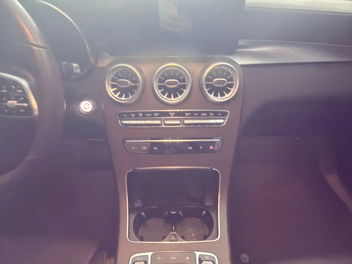 Mercedes-Benz GLC 2022 GLC 300 L 4MATIC Dynamic Collector's Edition фото 11