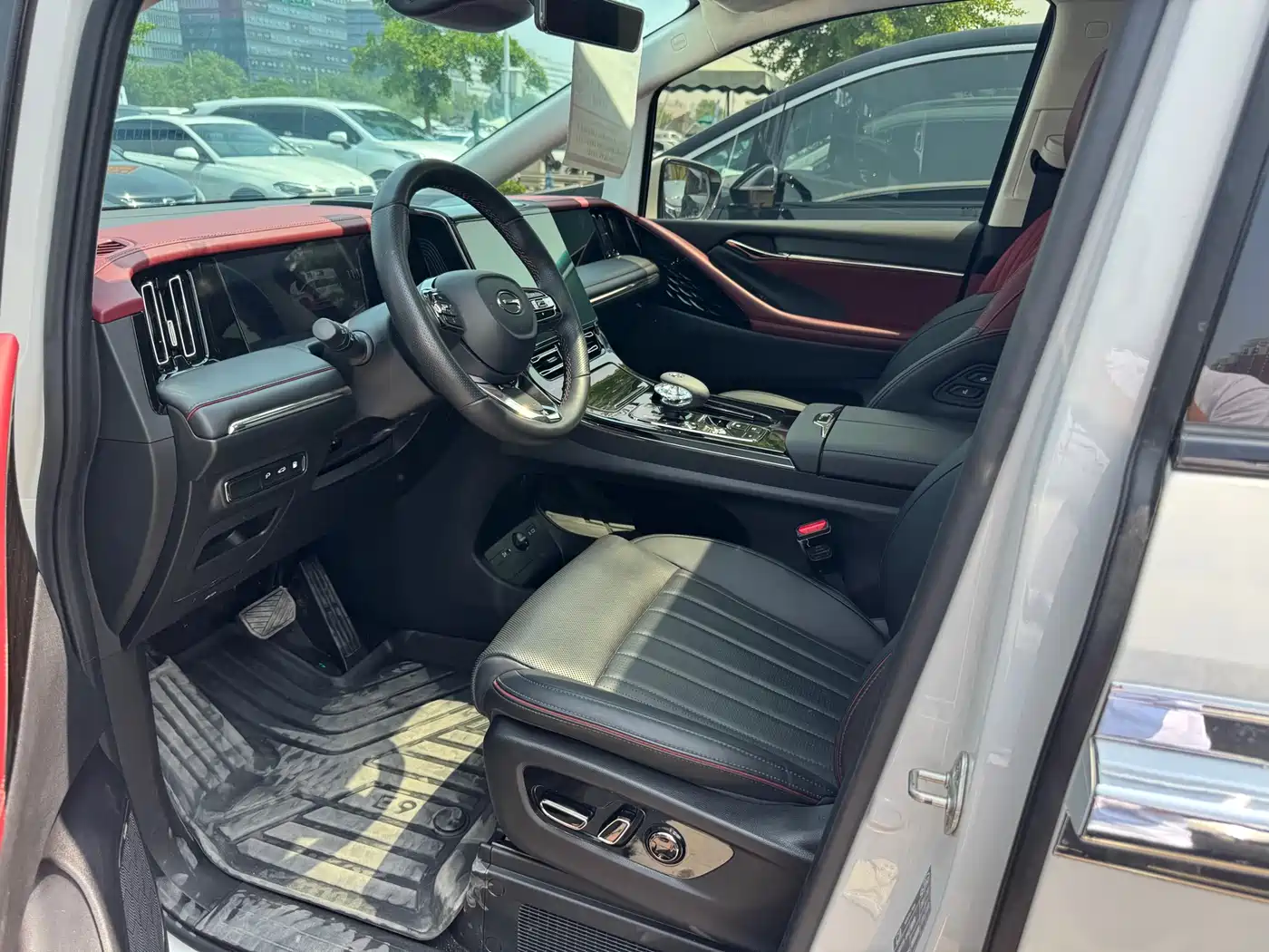 GAC Trumpchi Trumpchi E9 2023 E9 MAX фото 3