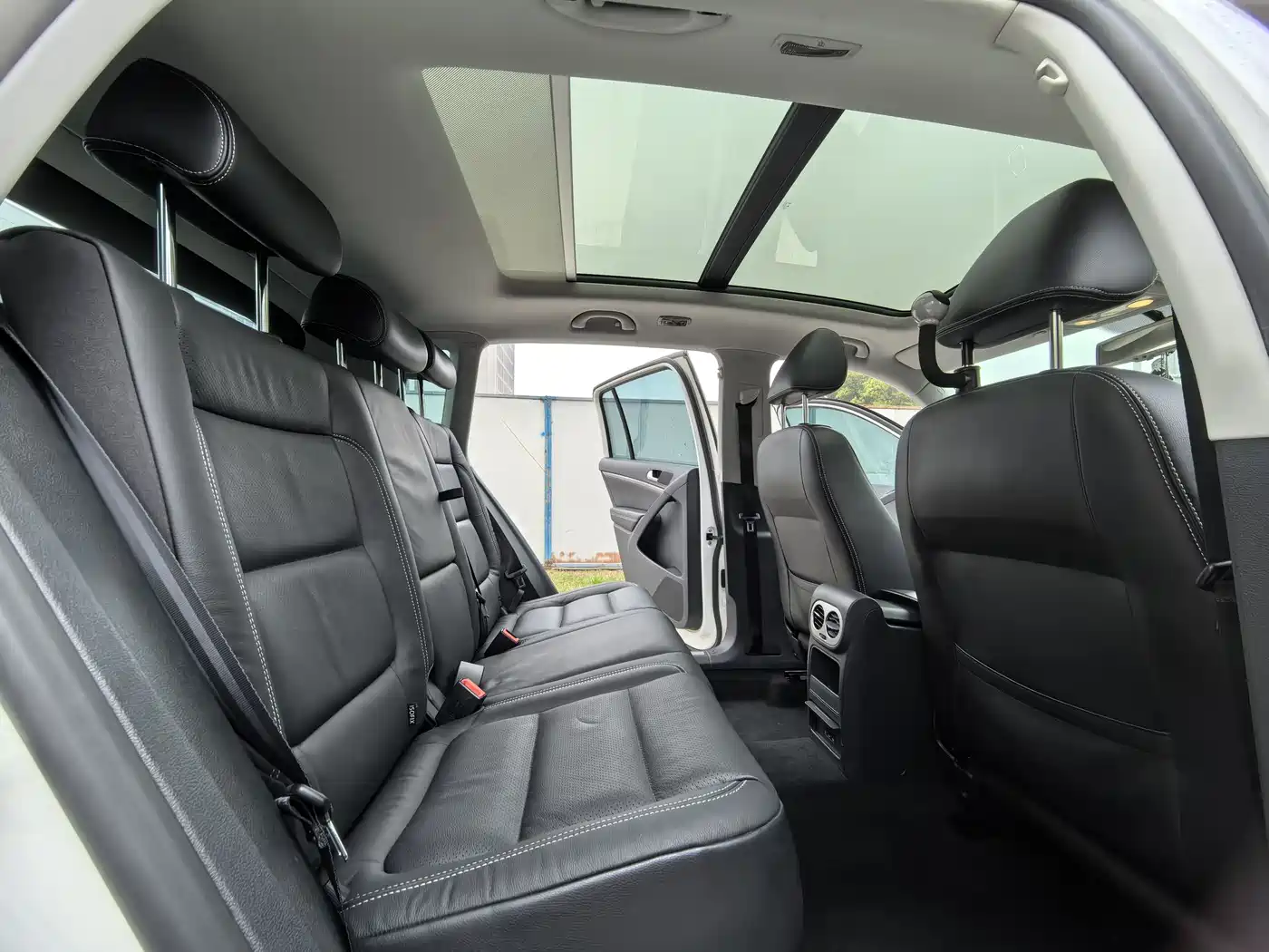 Volkswagen Tiguan 2016 Model 300TSI Automatic 2WD Luxury Edition фото 11