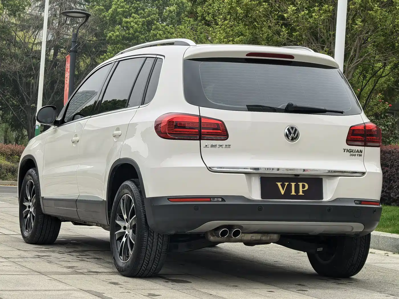 Volkswagen Tiguan 2016 Model 300TSI Automatic 2WD Luxury Edition фото 4