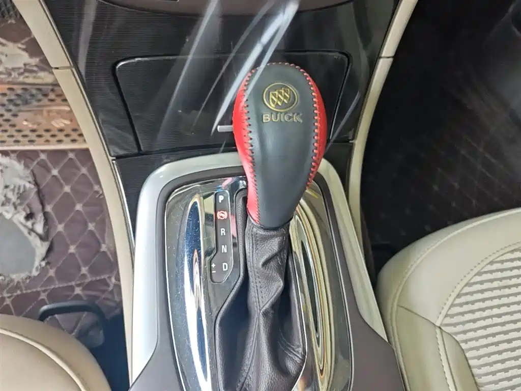 Buick Regal 2015 2.0L Leading Fashion Model фото 14