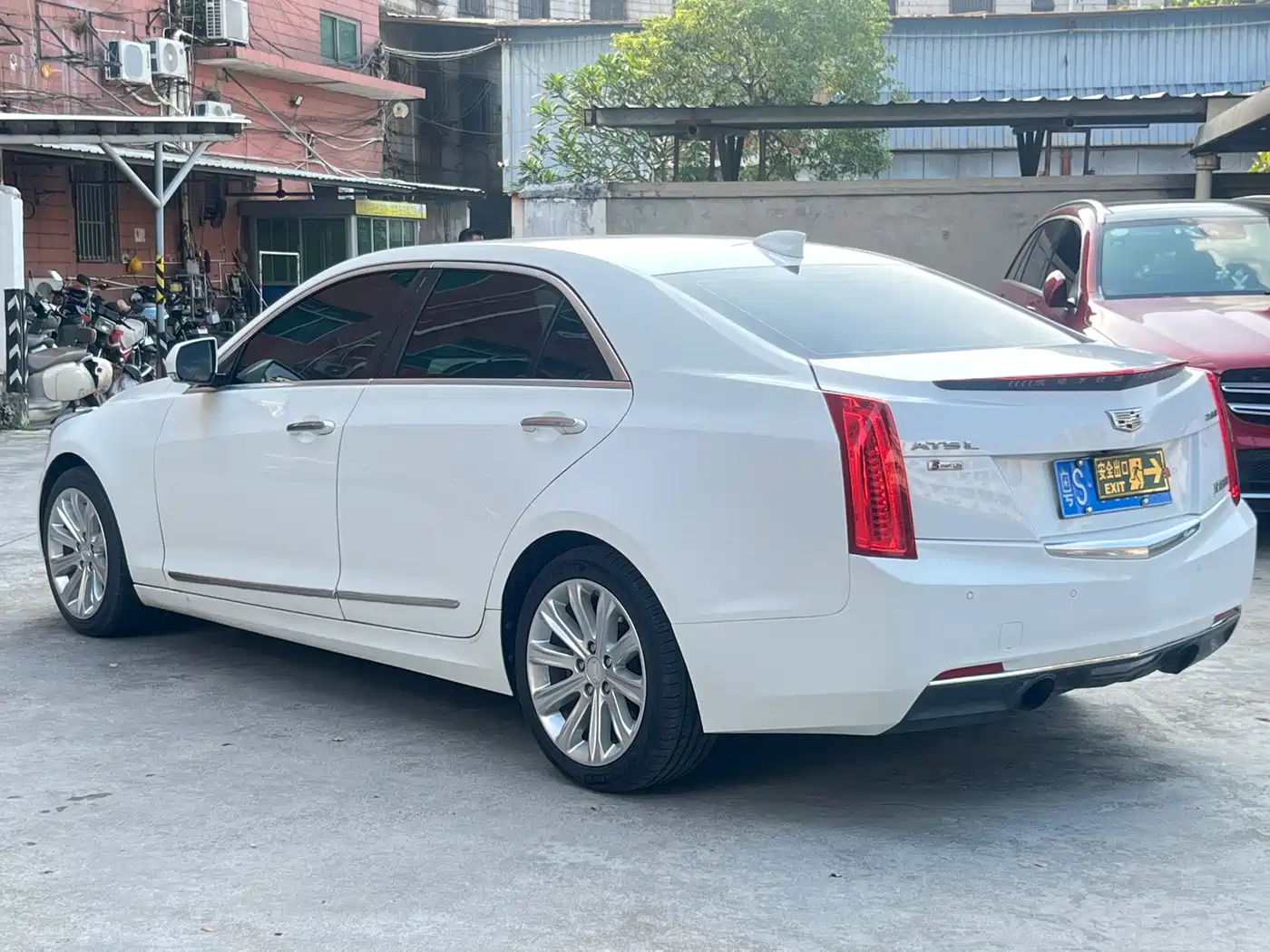 Cadillac ATS-L 2019 2017 28T Fashion