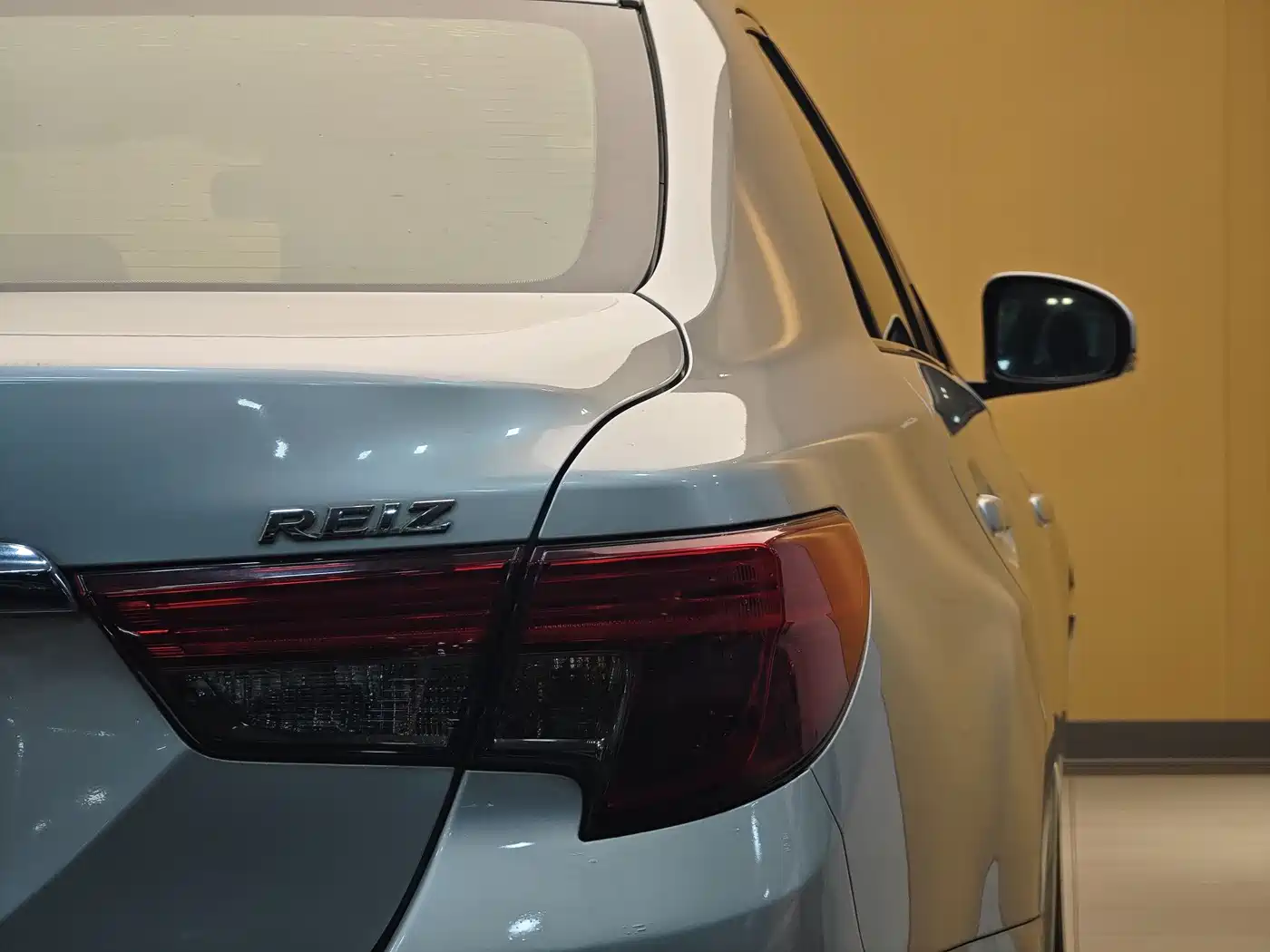 Toyota Reiz 2013 2.5S Elite Edition фото 27
