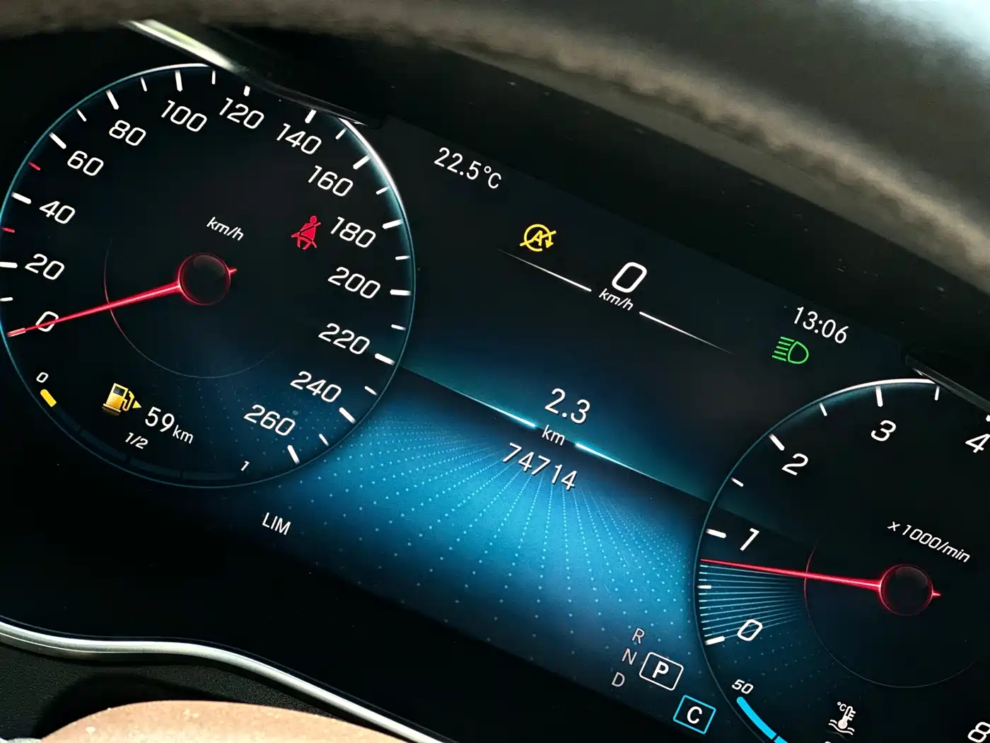 Mercedes-Benz GLC 2020 Facelift GLC 260 L 4MATIC Dynamic фото 15