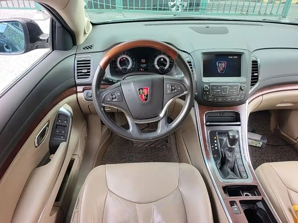 Roewe 950 2015 2012 2.4L Luxury Executive Edition