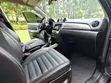 Фото 21 - Suzuki Vitara
