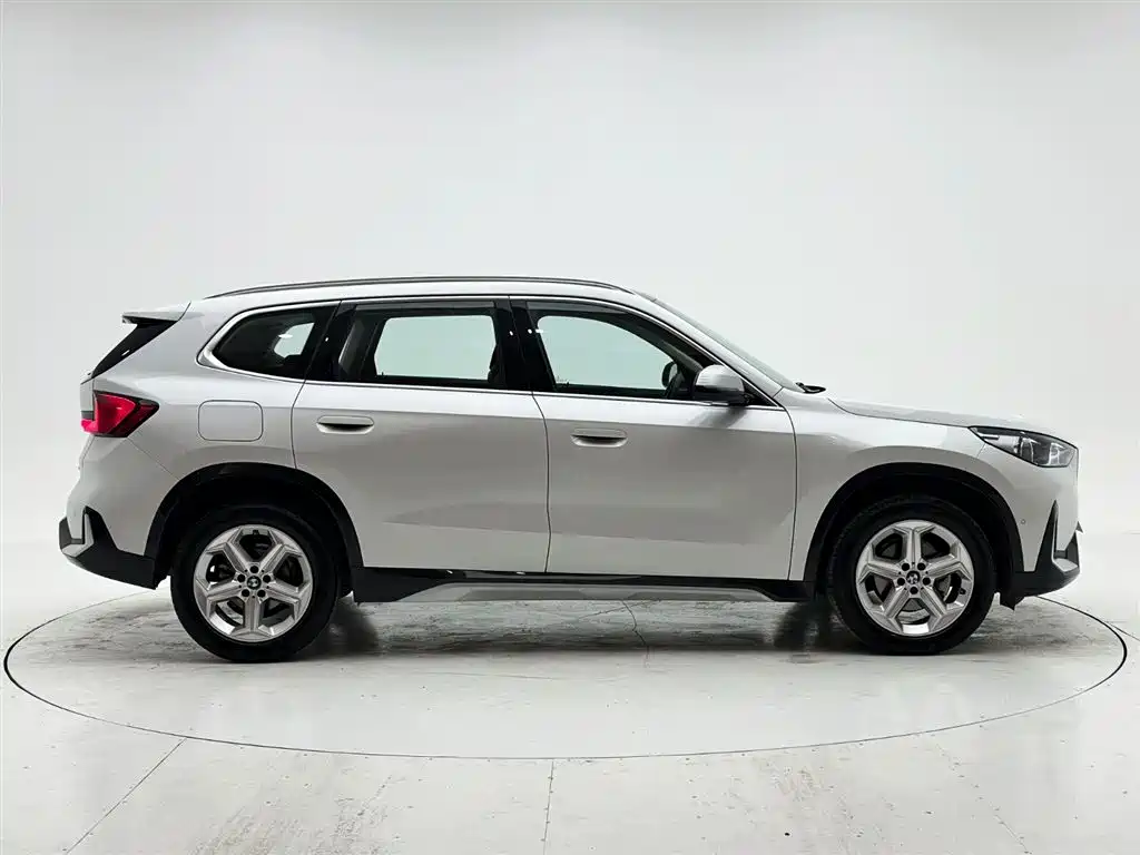 BMW X1 2023 sDrive20Li X Design Package фото 9