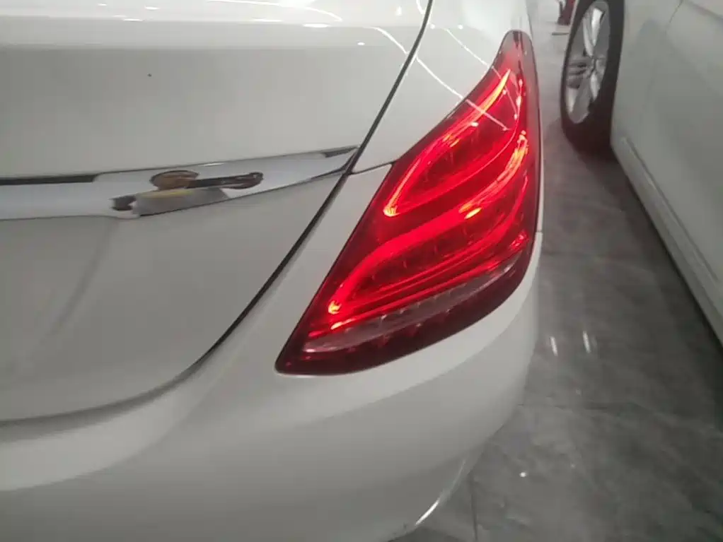 Фото 8 - Mercedes-Benz C-Class