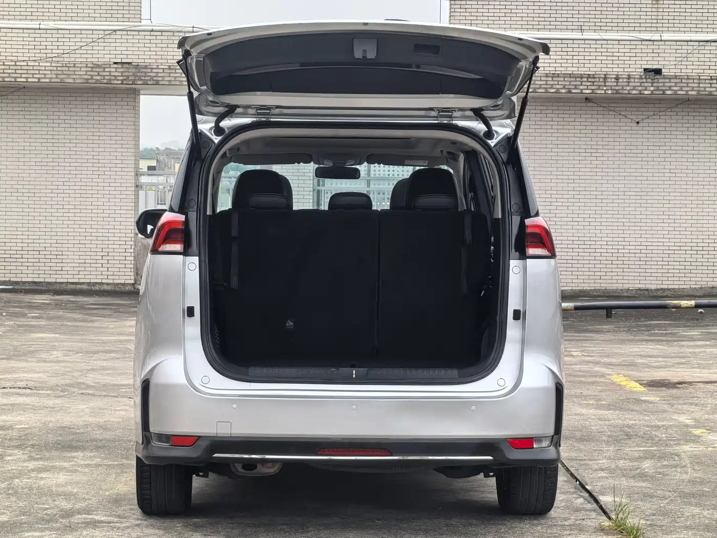 SAIC Maxus Maxus G50 2019 1.5T Automatic Luxury Edition China V фото 13