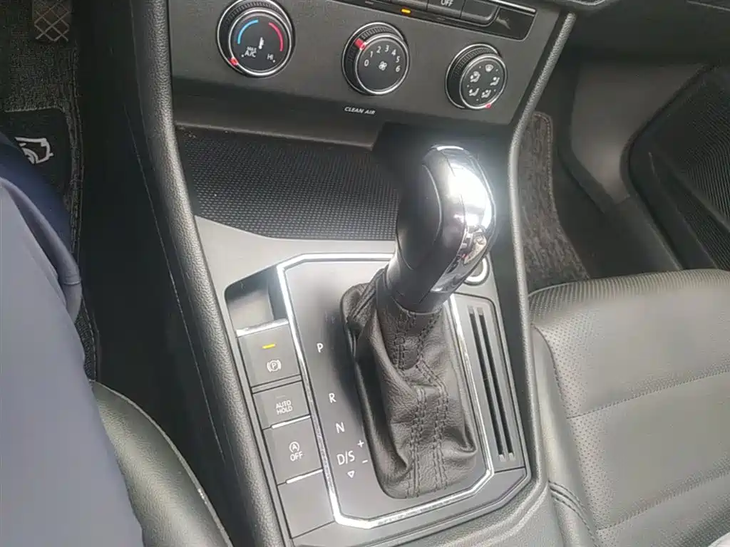 Volkswagen Lavida 2018 1.5L Automatic Comfort Version China V фото 10