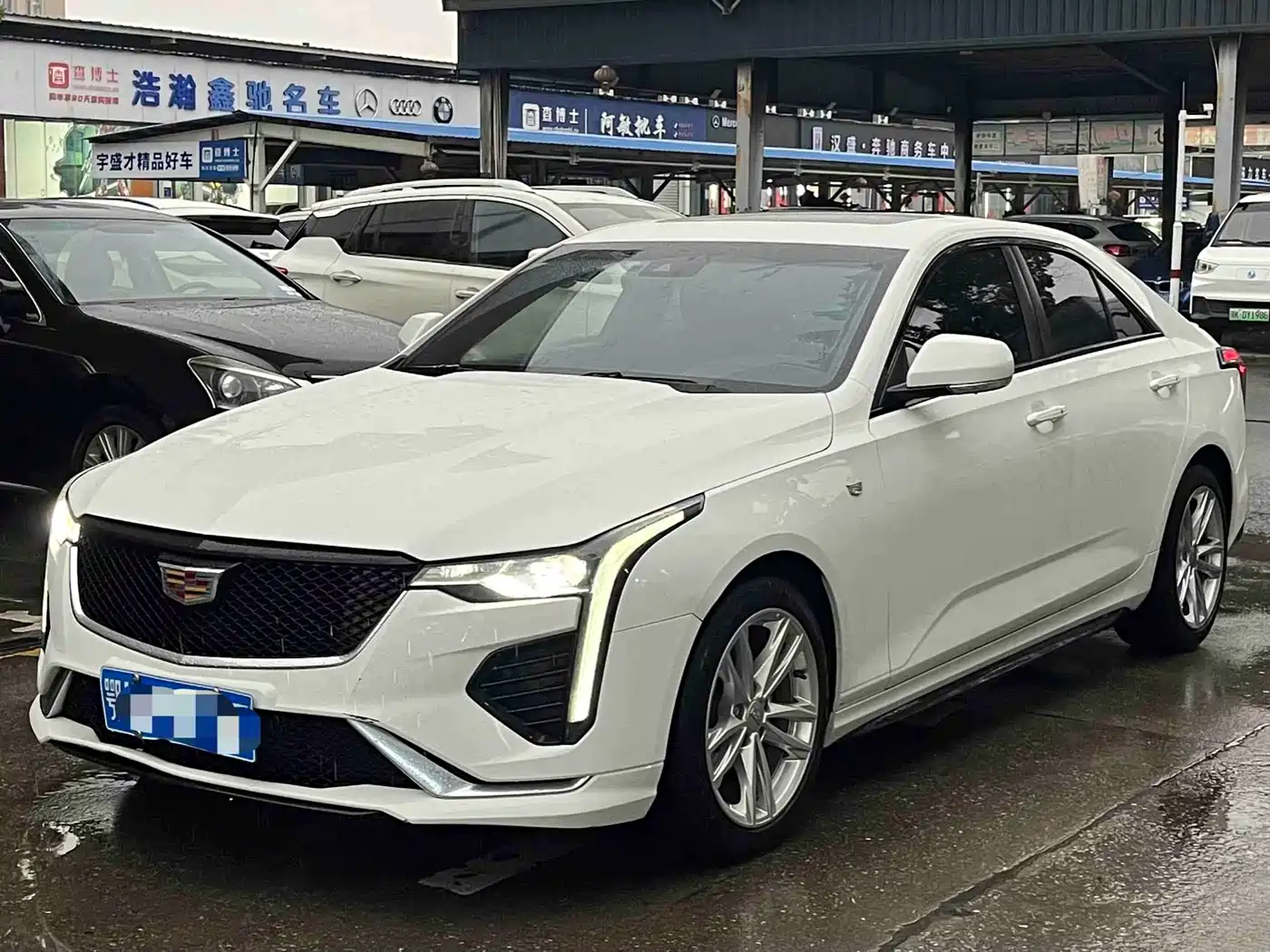 Cadillac CT4 2022 28T Fashion Style