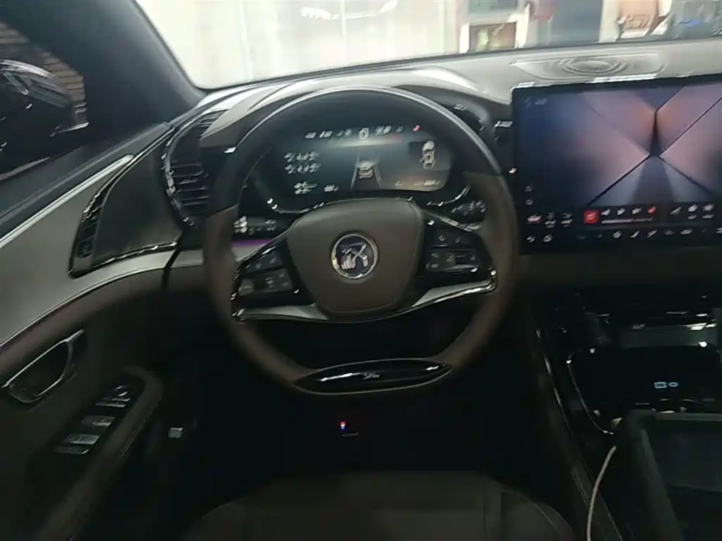 BYD Han 2025 DM-i 125KM Premium фото 11