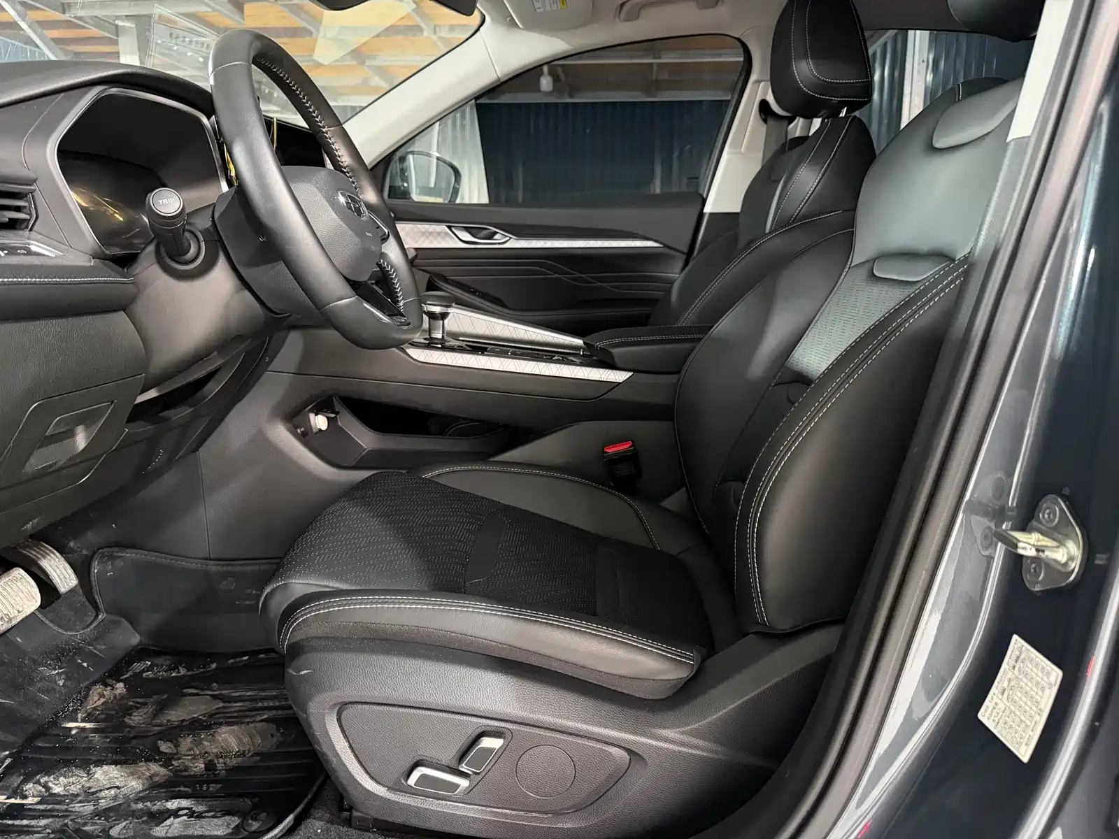 Фото 9 - Geely Preface