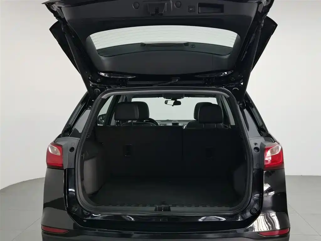 Chevrolet Equinox 2019 535T Auto Control Edition China V фото 16