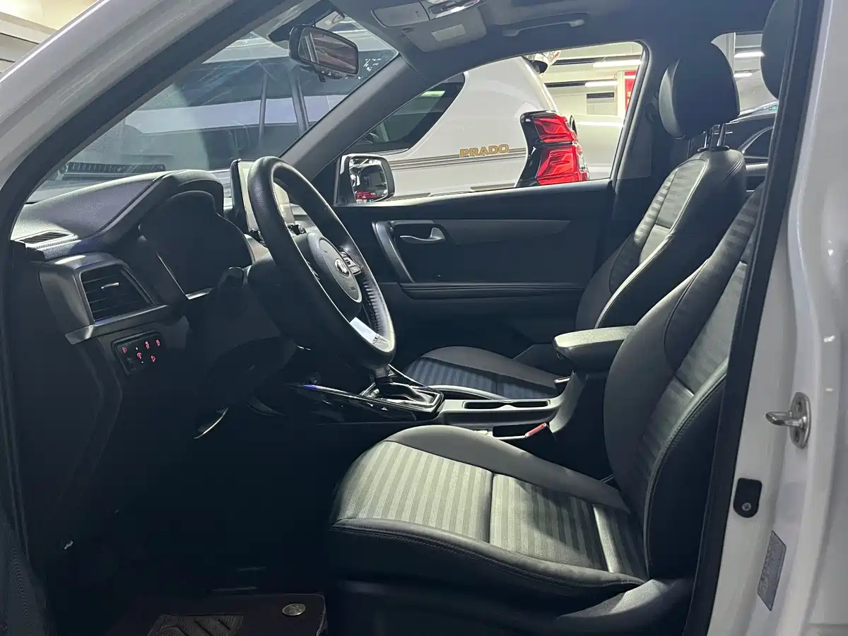 Kia Sportage 2019 2.0L Automatic Smart Luxury Edition фото 14