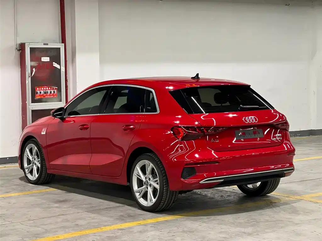 Audi A3 2021 Sportback 35 TFSI Fashion Elegance фото 4