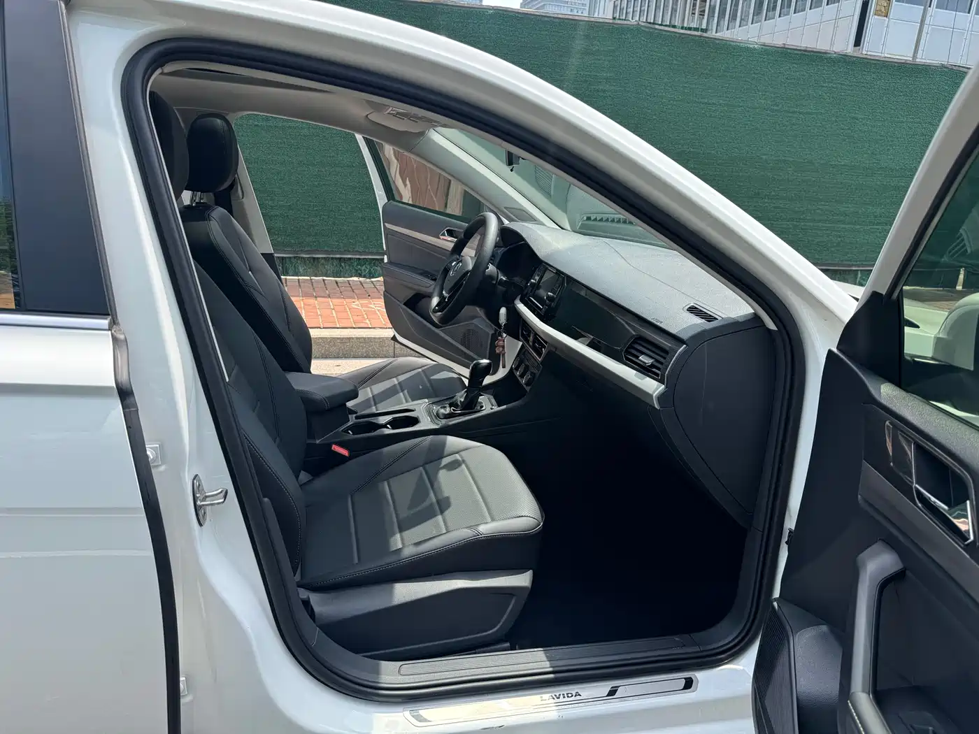 Volkswagen Lavida 2019 1.5L Automatic Comfort Edition China VI фото 10