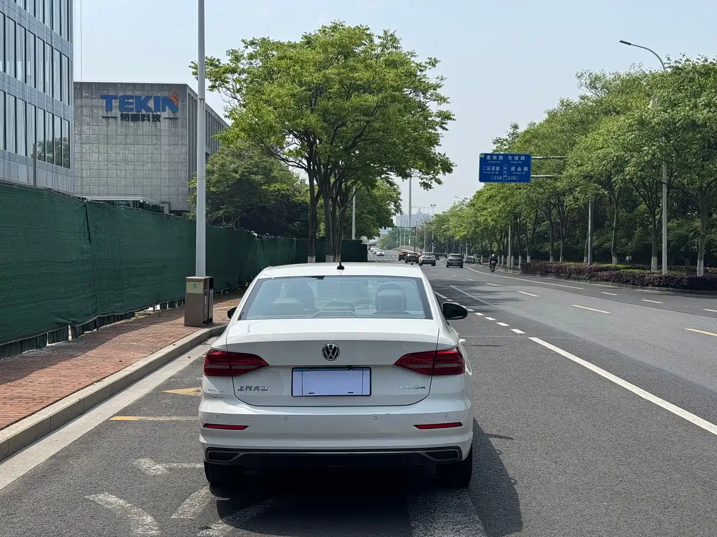Volkswagen Lavida 2019 1.5L Automatic Comfort Edition China VI фото 9