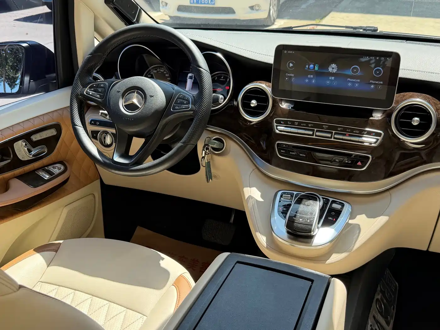 Mercedes-Benz V-Class 2018 2018 V 260 L Premium Long Version China V