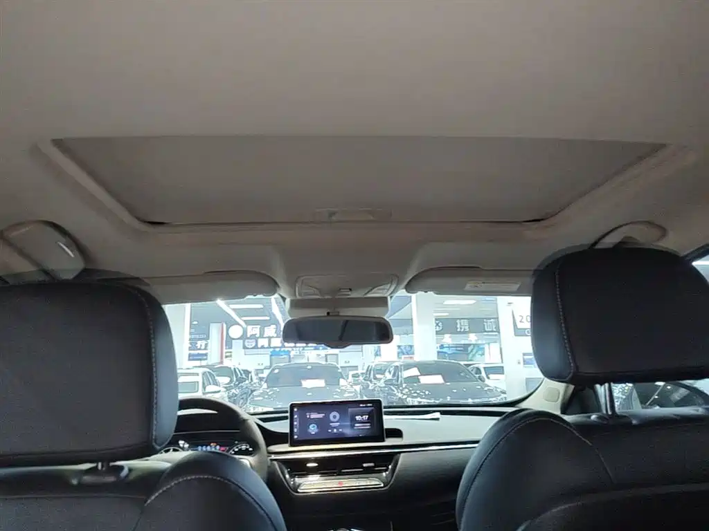 Hongqi H5 2019 30TD Smart Connect Rhythm Edition фото 18