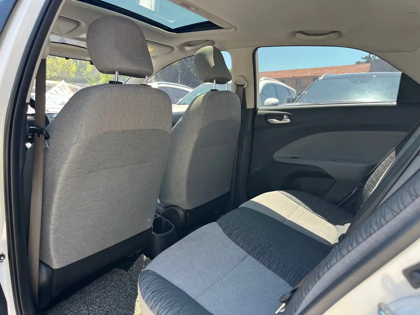 Kia Huan Chi 2020 2020 1.4L Auto Comfort Sunroof Version