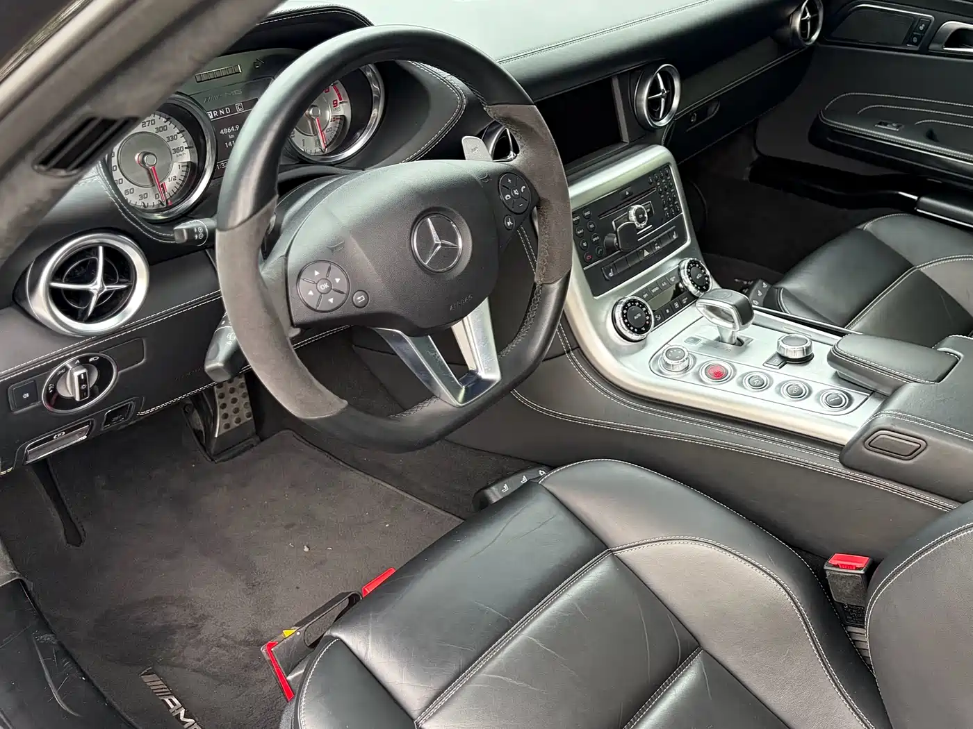 Mercedes-Benz SLS AMG 2011 SLS AMG фото 7