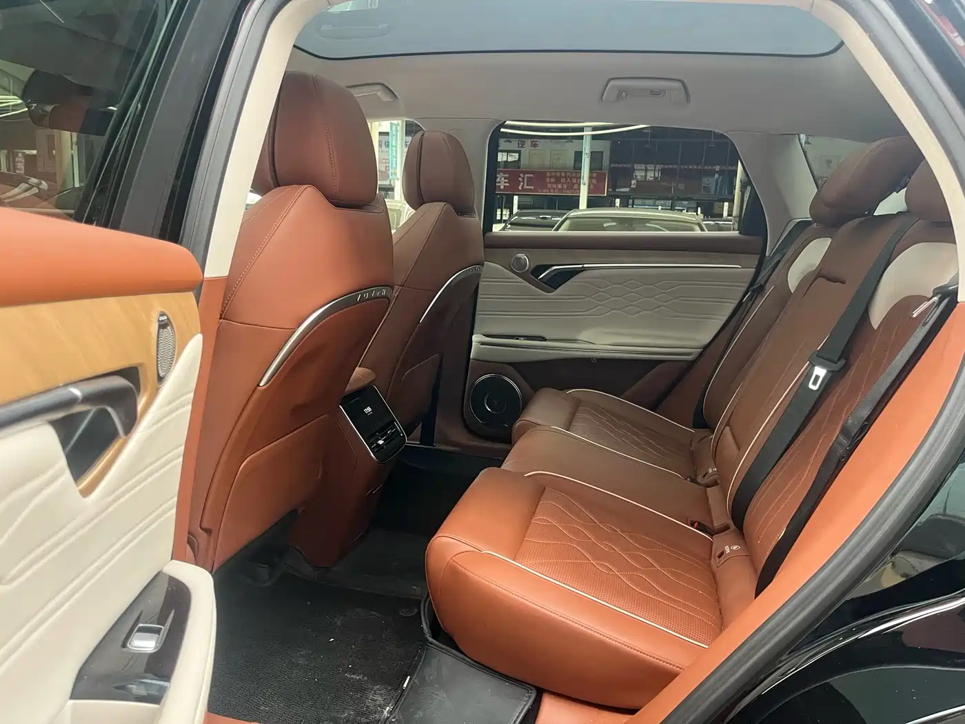 Voyah Auto VOYAH FREE 2024 Ultra Long Range Intelligent Driving Edition фото 6