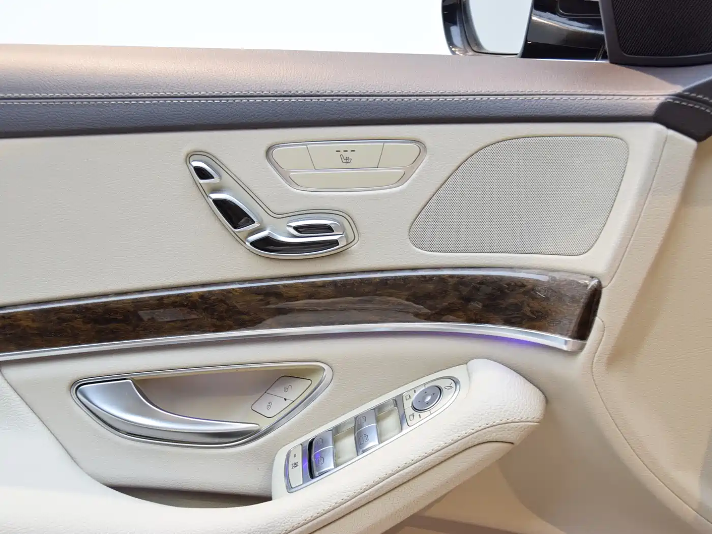Mercedes-Benz S-Class 2014 S 320 L Business фото 10