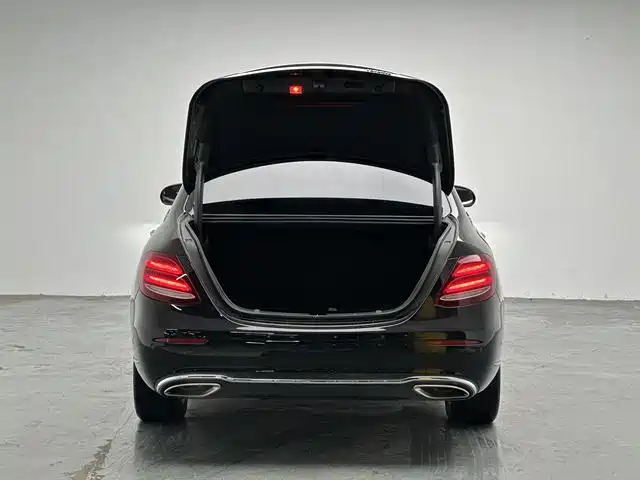 Mercedes-Benz E-Class 2019 E 260 L фото 20