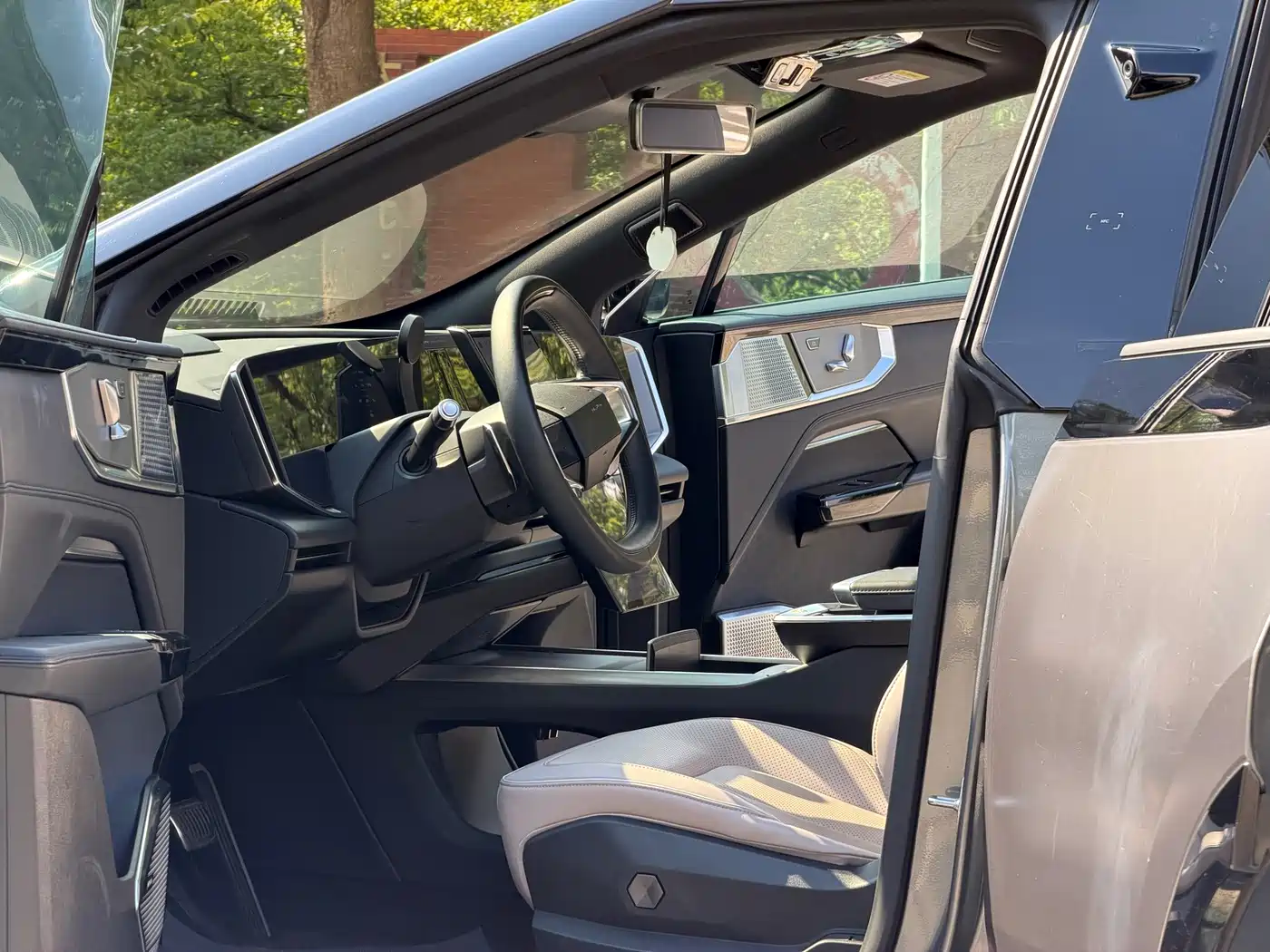 HiPhi Y 2023 2023 560km Elite Edition
