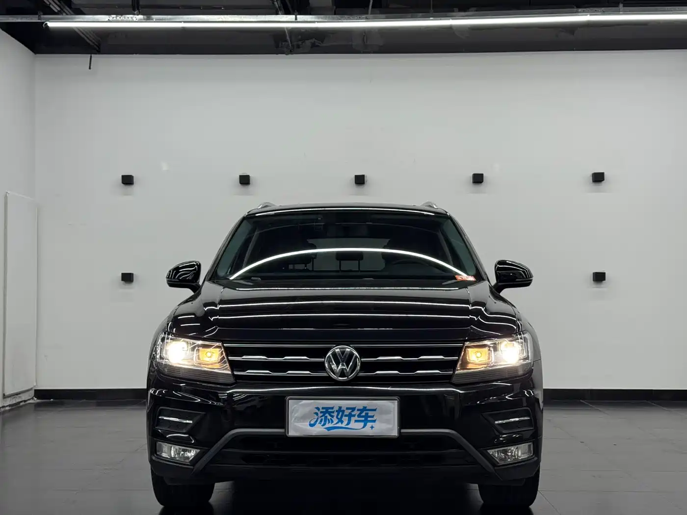 Volkswagen Tiguan L 2019 Facelift 330TSI Auto 2WD Panorama Comfort China VI фото 2