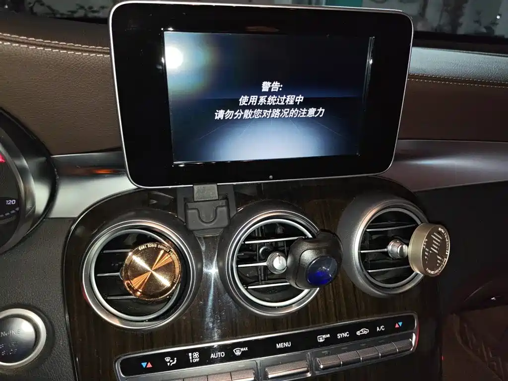 Mercedes-Benz GLC 2017 GLC 260 4MATIC Luxury фото 10