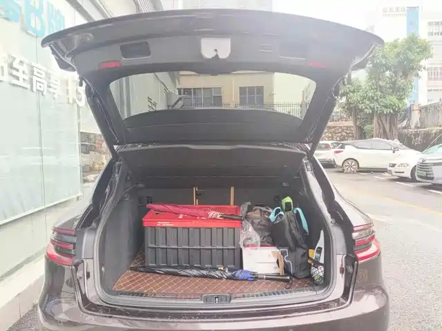 Porsche Macan 2017 Macan 2.0T — фото 5