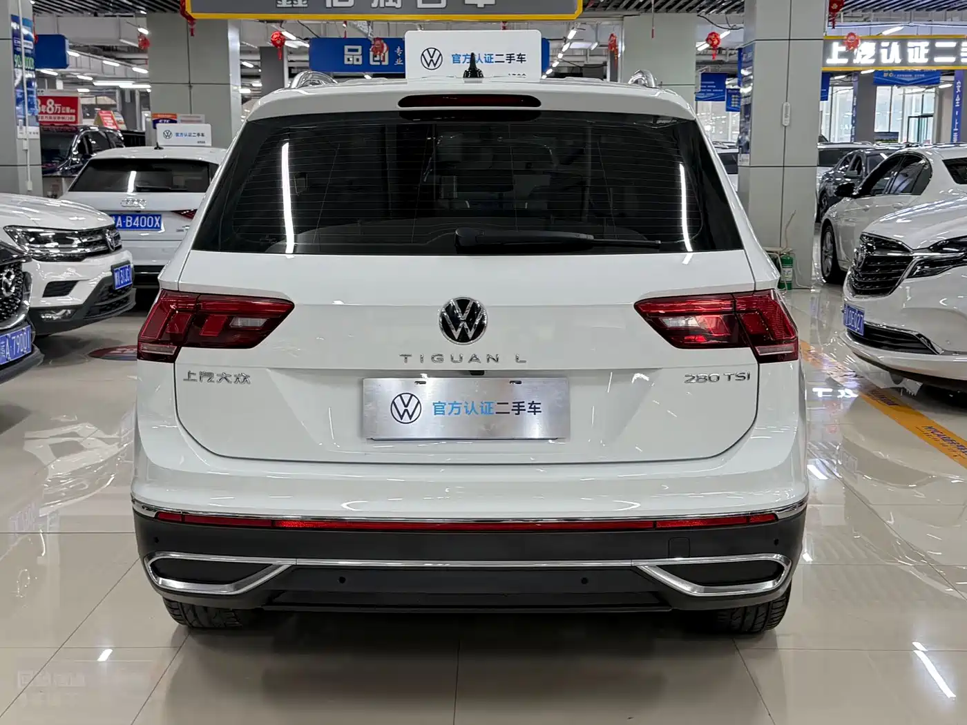 VOLKSWAGEN TIGUAN L