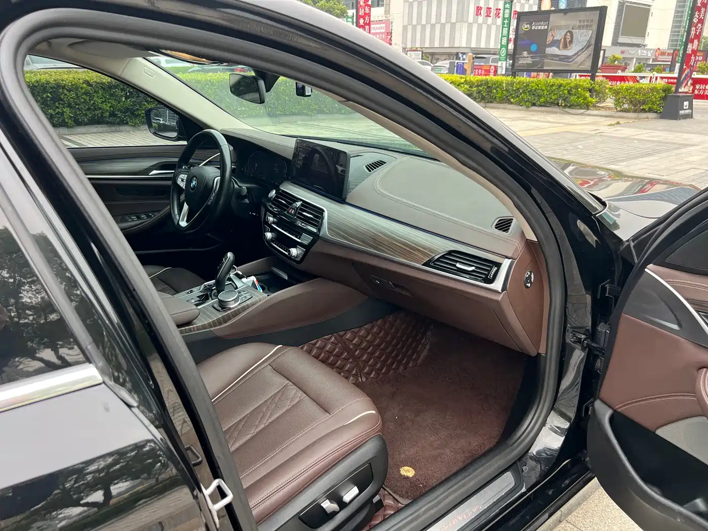 BMW 5 Series New Energy 2021 535Le Luxury Package фото 9