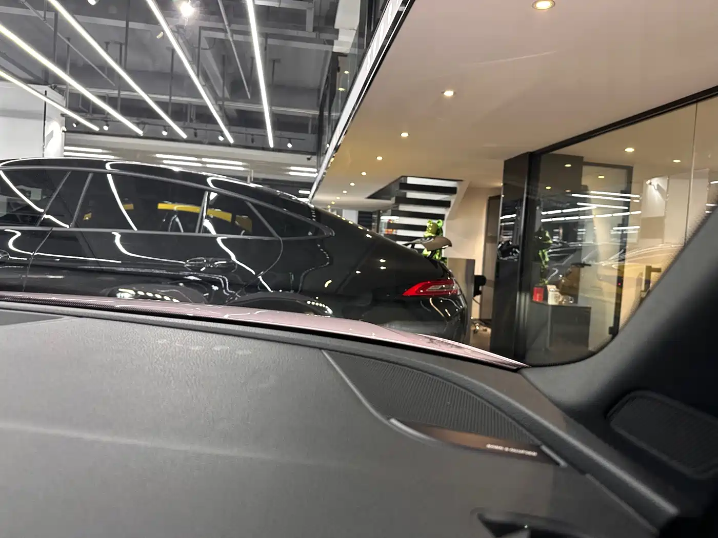 Audi RS 4 2021 RS4 Avant Dark Gold Edition фото 16