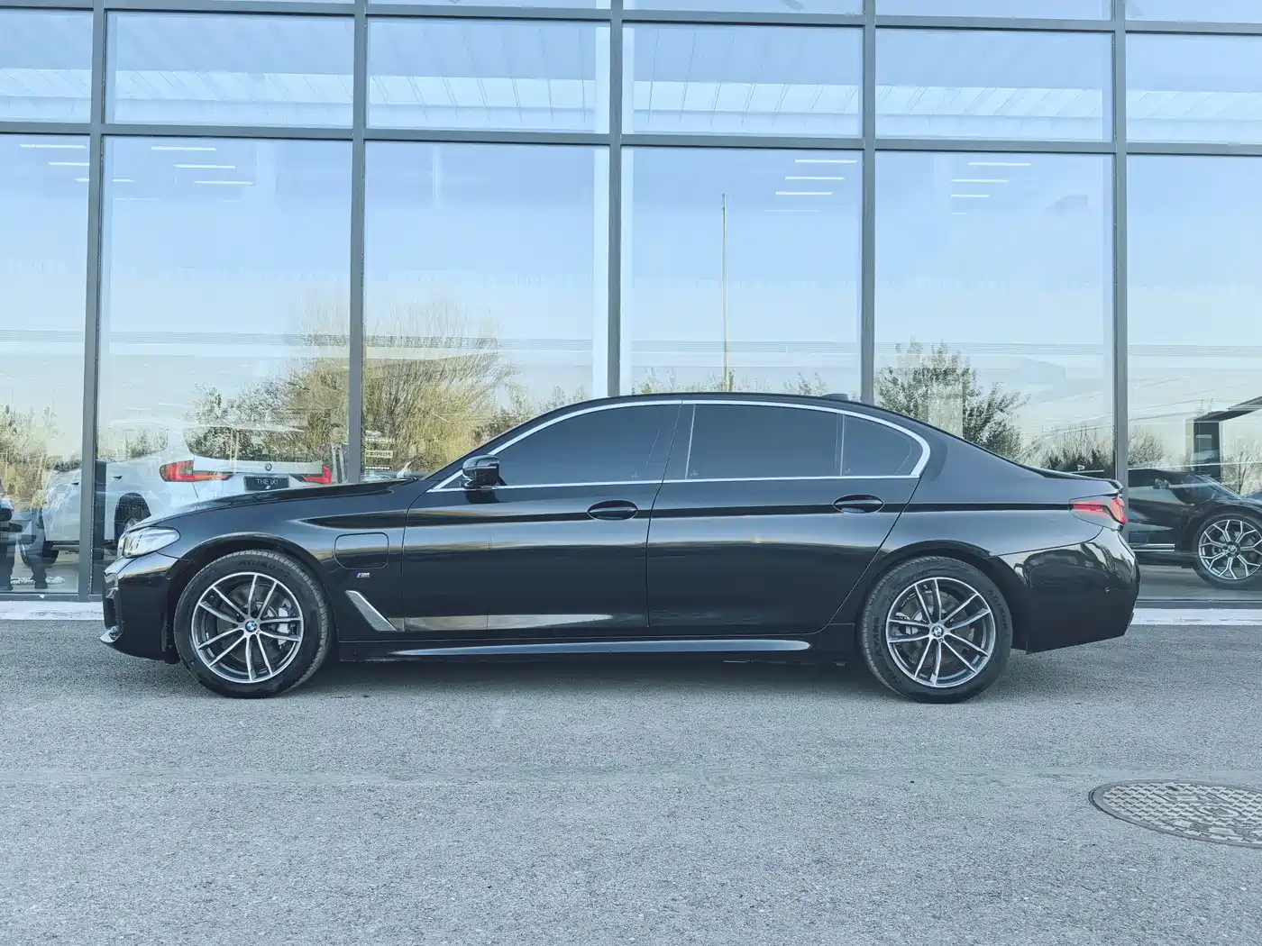 BMW 5 SERIES NEW ENERGY