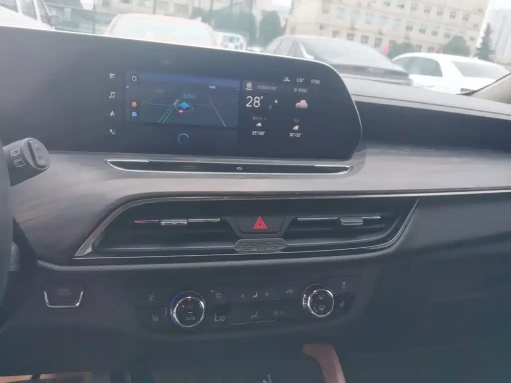 Buick GL6 2022 2021 323T Mild Hybrid Connected Luxury