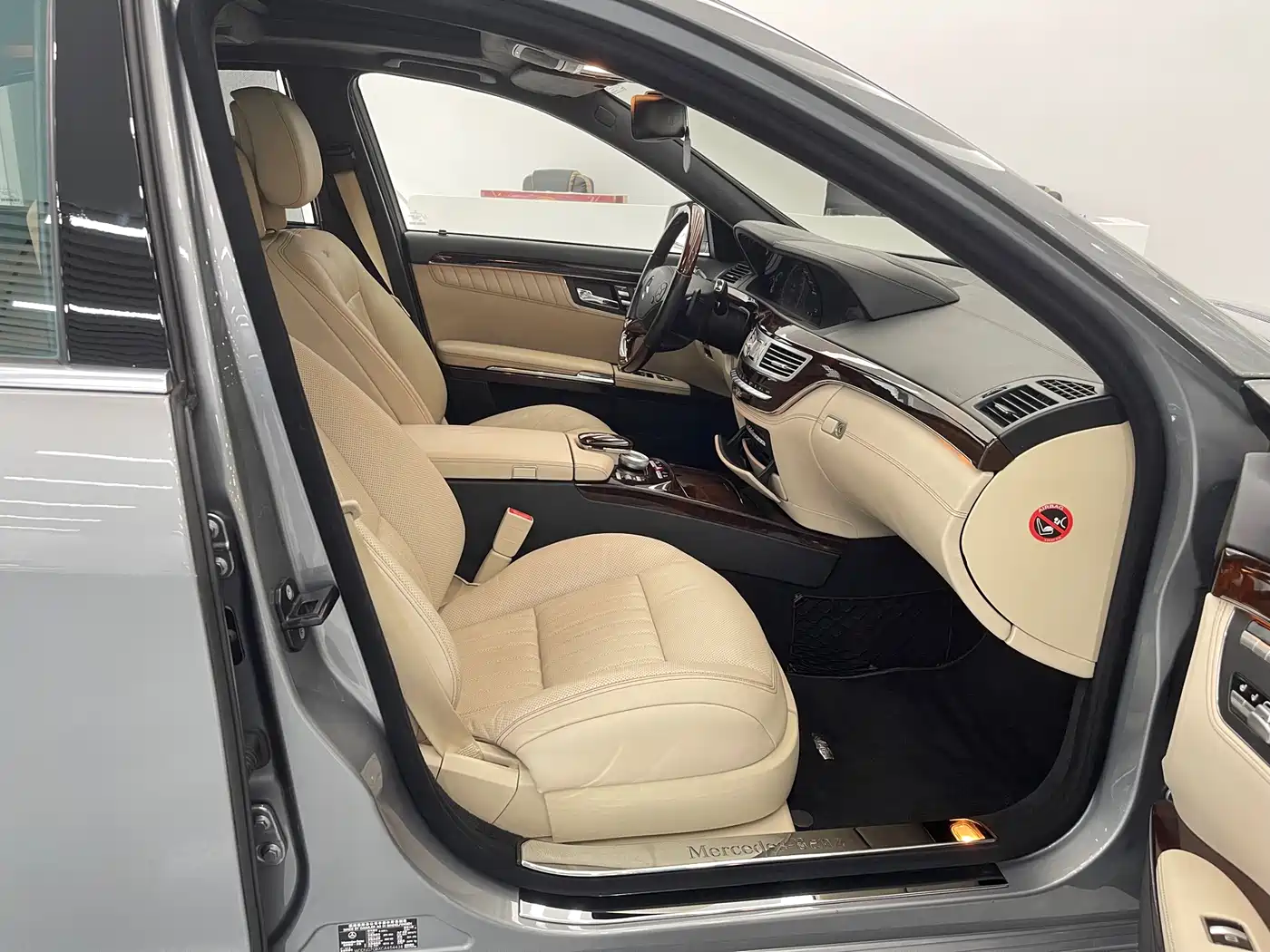 Mercedes-Benz S-Class 2012 S 600 L Grand Edition фото 29