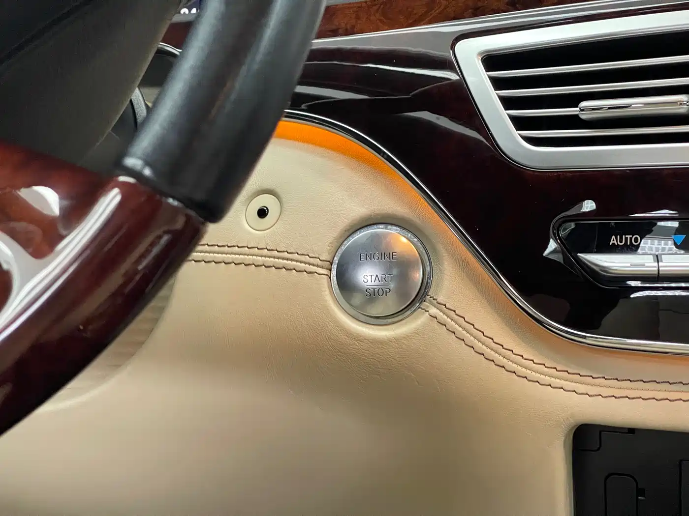 Mercedes-Benz S-Class 2012 S 600 L Grand Edition фото 20