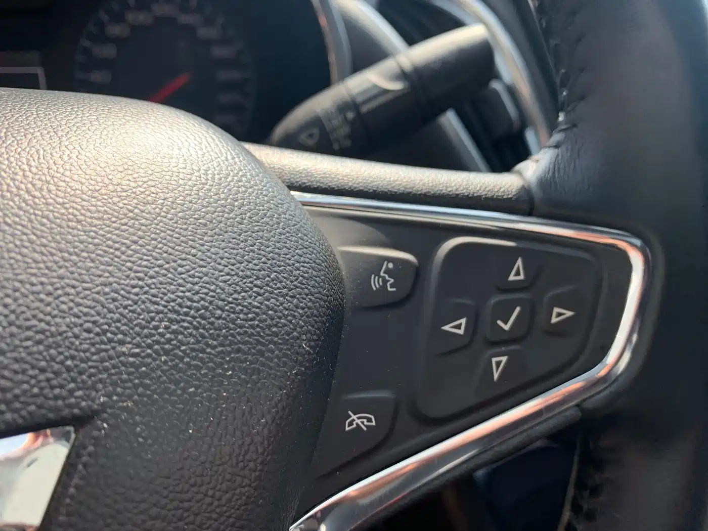 Chevrolet Malibu XL 2017 1.5T Auto Sport Edition фото 8