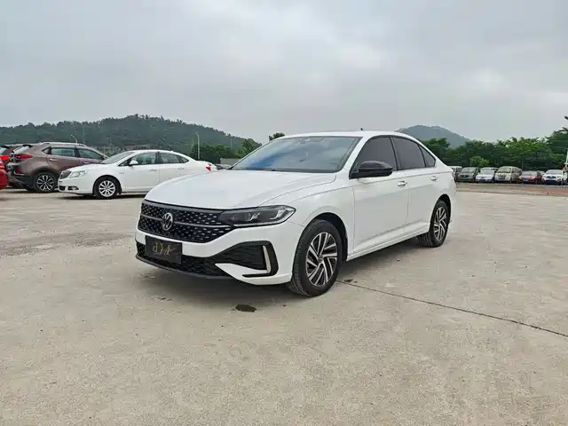 VOLKSWAGEN LAVIDA 2024